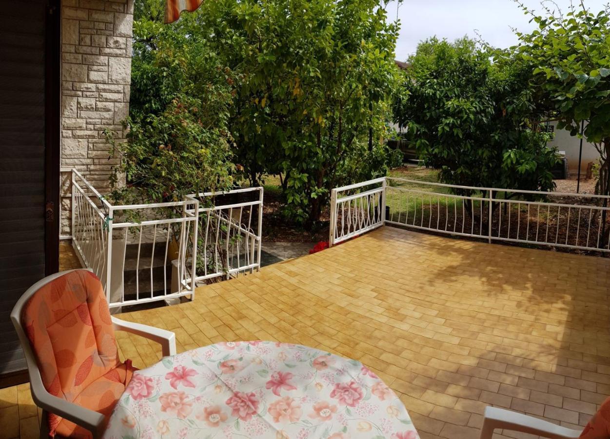Apartments Ana Medulin Exterior foto